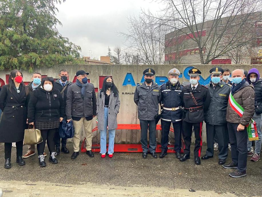 Artom panchine rosse 6