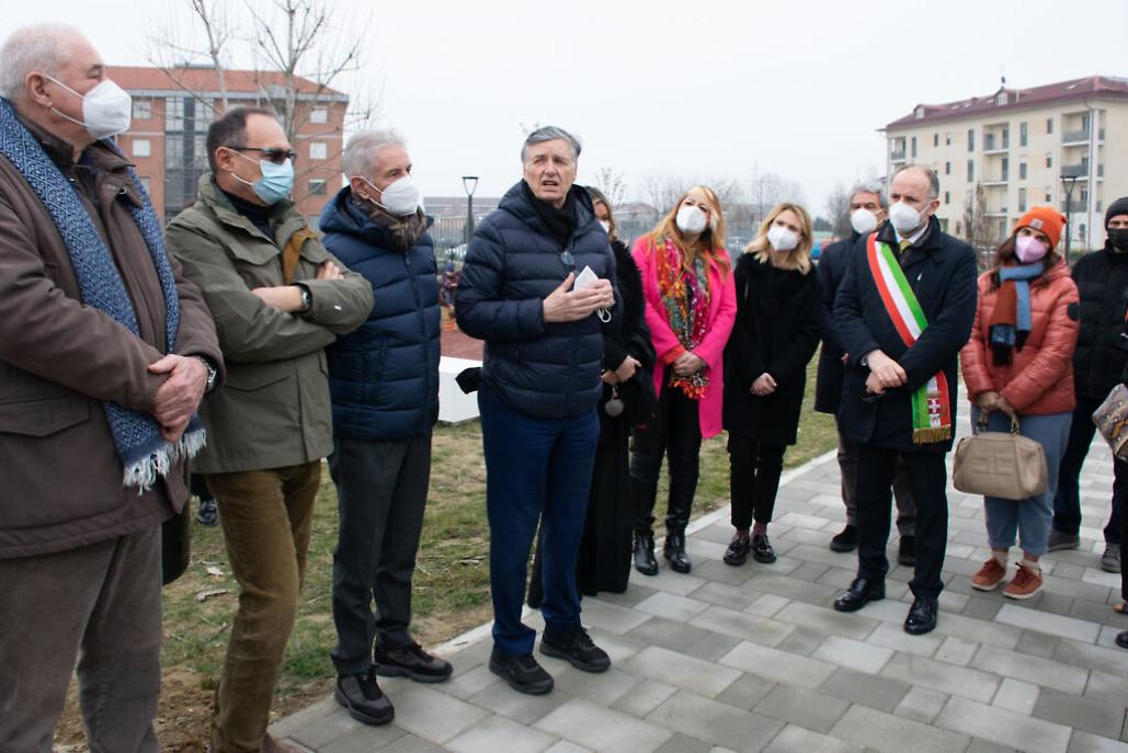 Area giochi in via Bazzano1