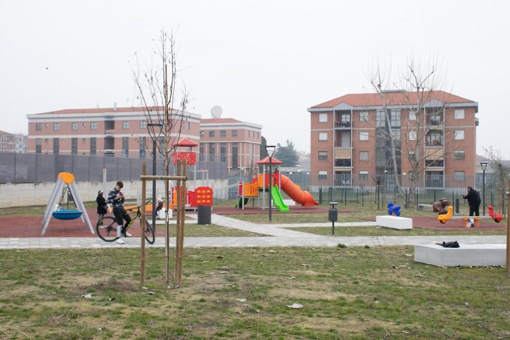 Area giochi in via Bazzano6