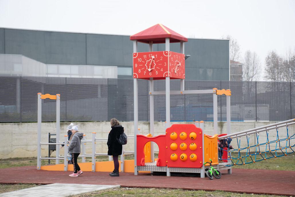 Area giochi in via Bazzano9