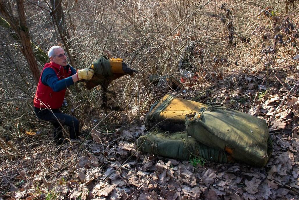 rifiuti cerro verde valmaggiore2
