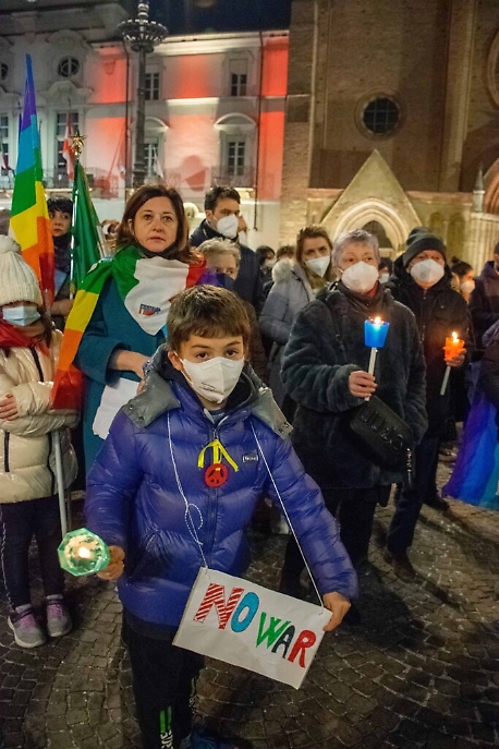 Fiaccolata per la pace in Ucraina15