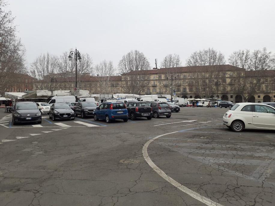 Mercato piazza Alfieri 06