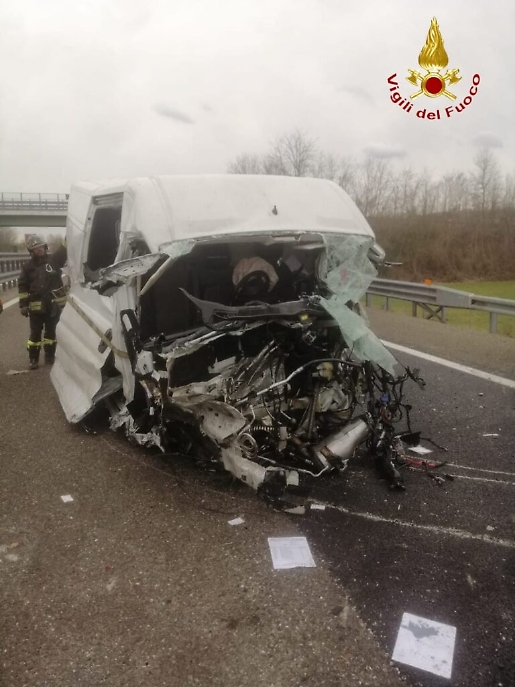 4C27665B-7497-4F27-BDA5-C9DD9CE6CDC3