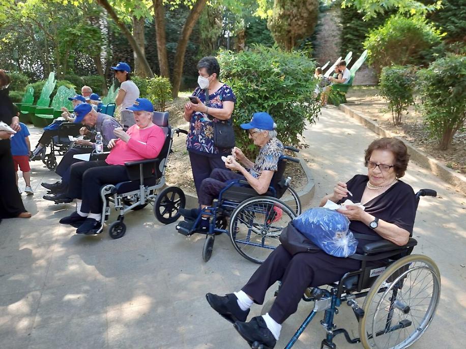 corteo anziani casa di riposo san giuseppe1