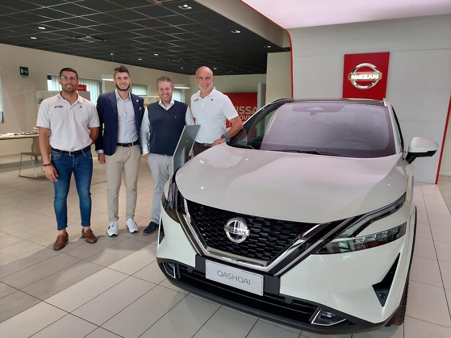 8887D7D5-96A4-4C27-BF33-3BF2D4326727