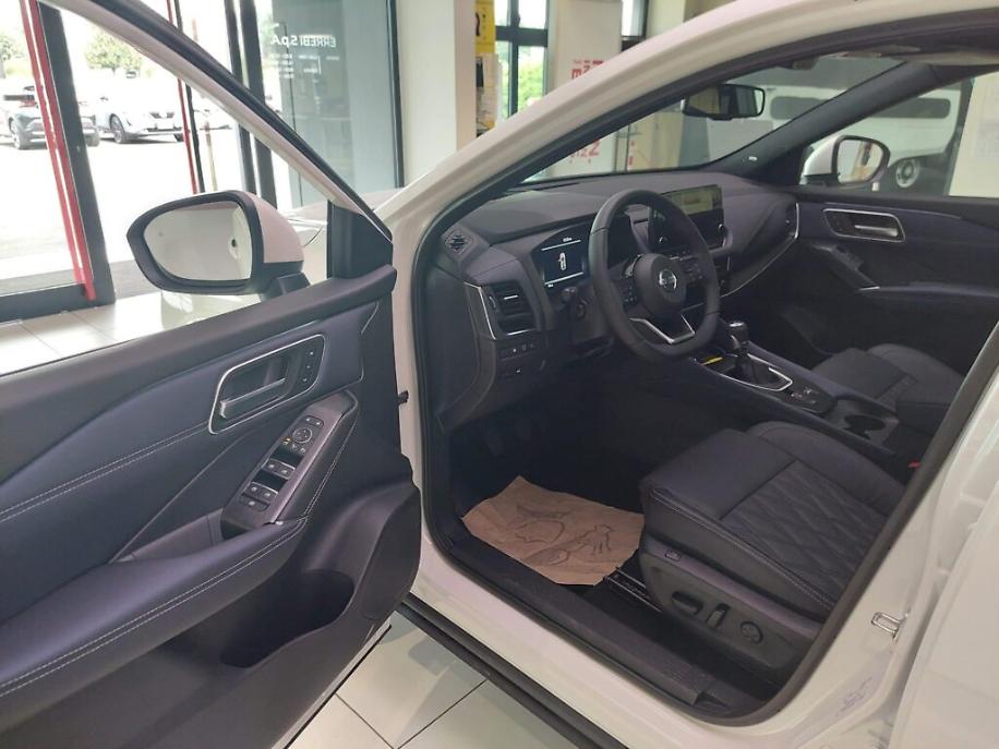 EB1493F0-E0AD-467B-AFEB-17BB4EDB4256