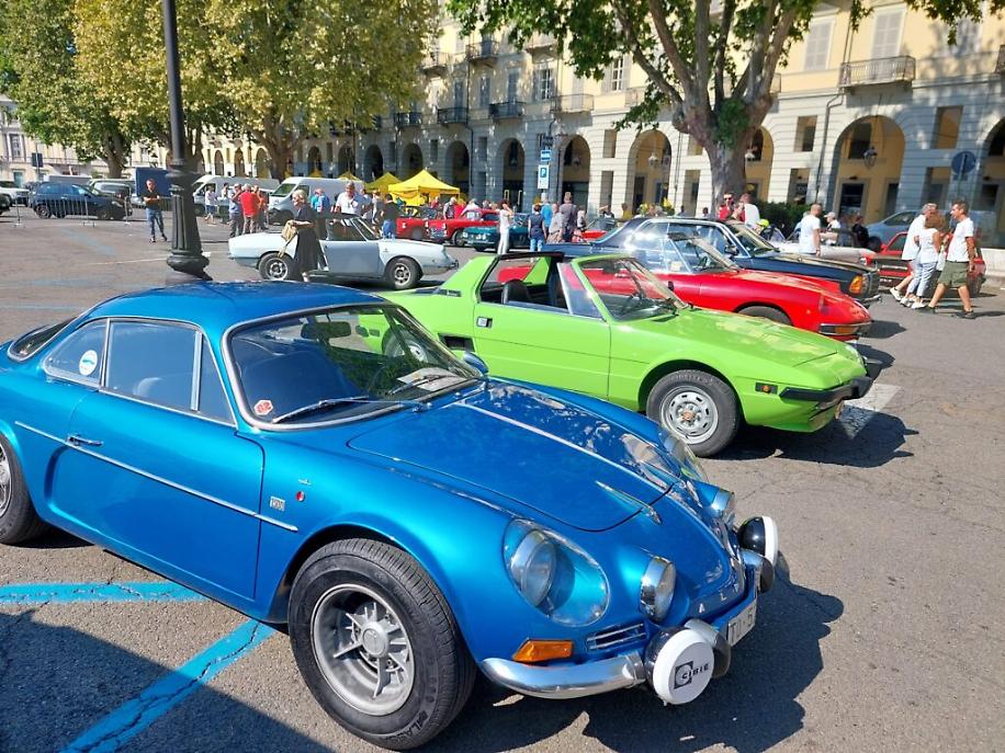 31&deg; interclub auto storiche piazza Alfieri Asti19