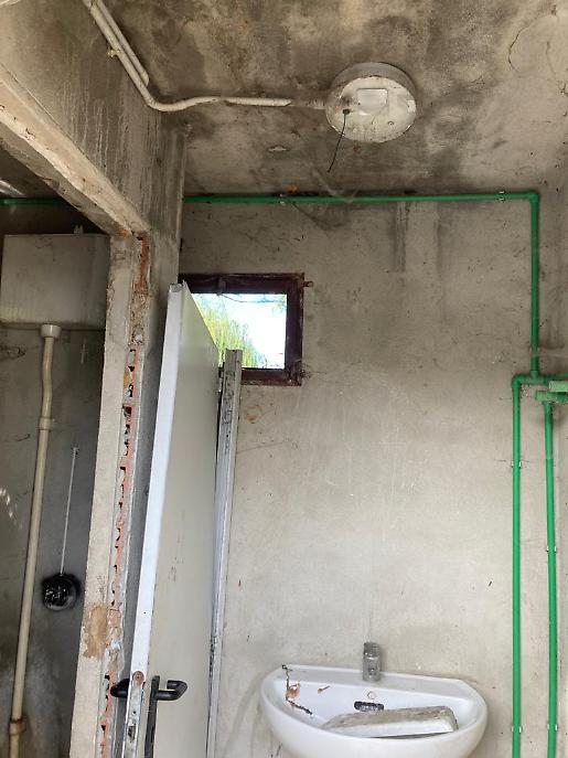 17D2D081-3360-4619-93B6-33707F850E31