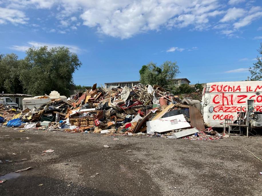 46E98B8A-239D-4FBE-9257-83AD3AE74C94