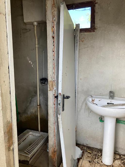 ED69865A-B282-4139-A511-012DF0EC2194