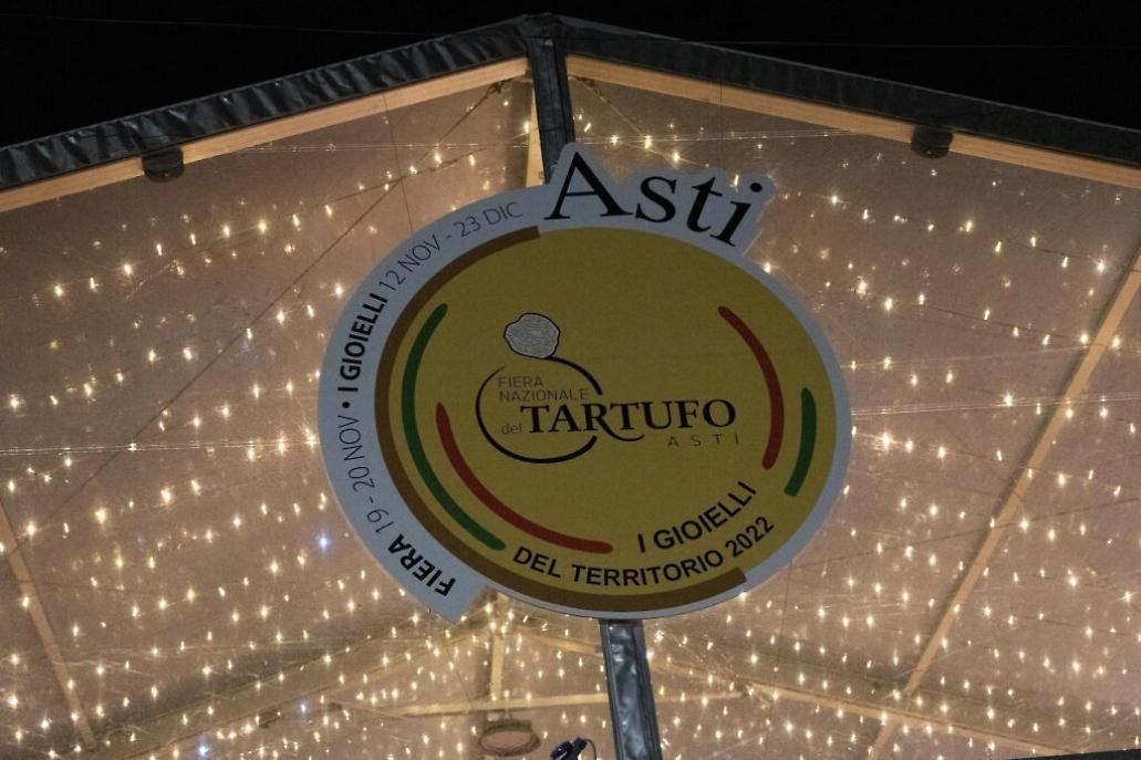 02B4A982-5FDC-4515-B750-B1F23954DD12