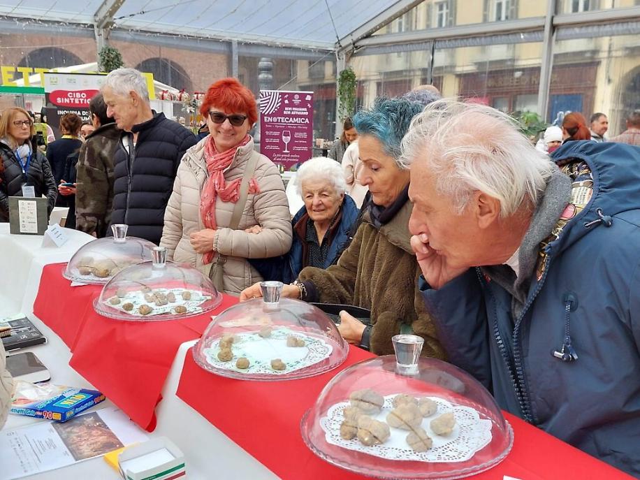 36D30AC3-3C19-4D21-B9B9-48A75249C3DC