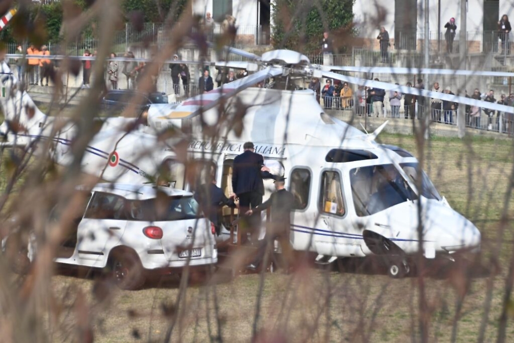 L'arrivo del Papa a Portacomaro stazione4