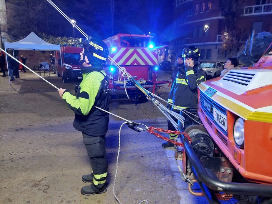 AF741C5E-2884-4C9B-8A60-EDCDA1612BED