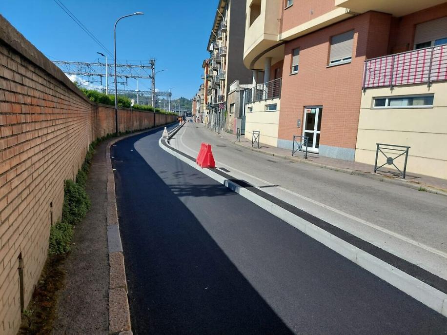 Asfaltata la pista ciclabile di corso Gramsci11