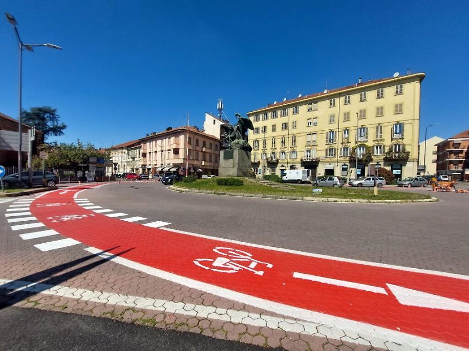 Ciclabile in piazza I Maggio7