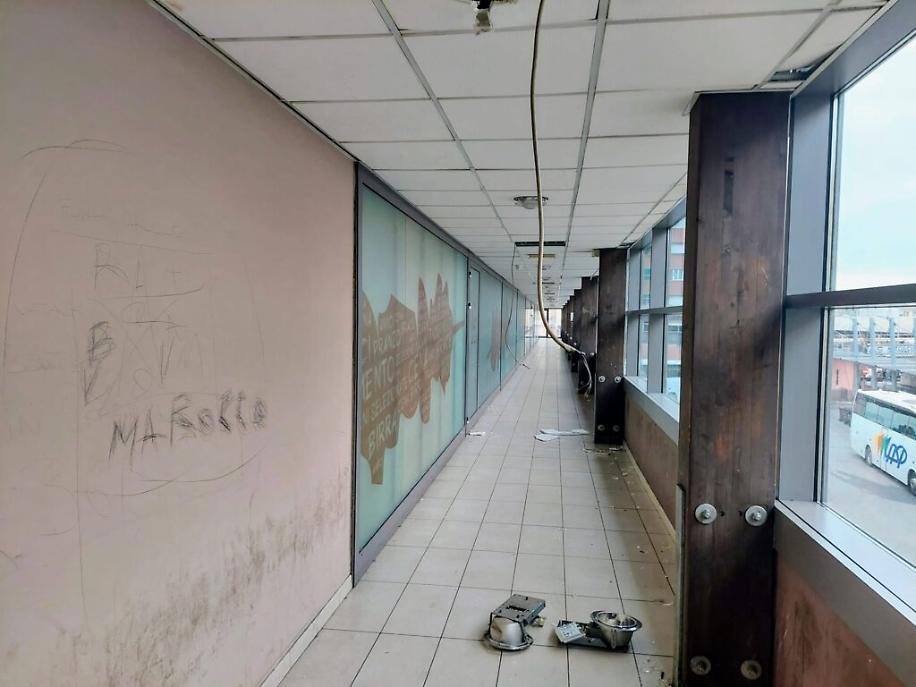 Devastazione al Movicentro di Asti9