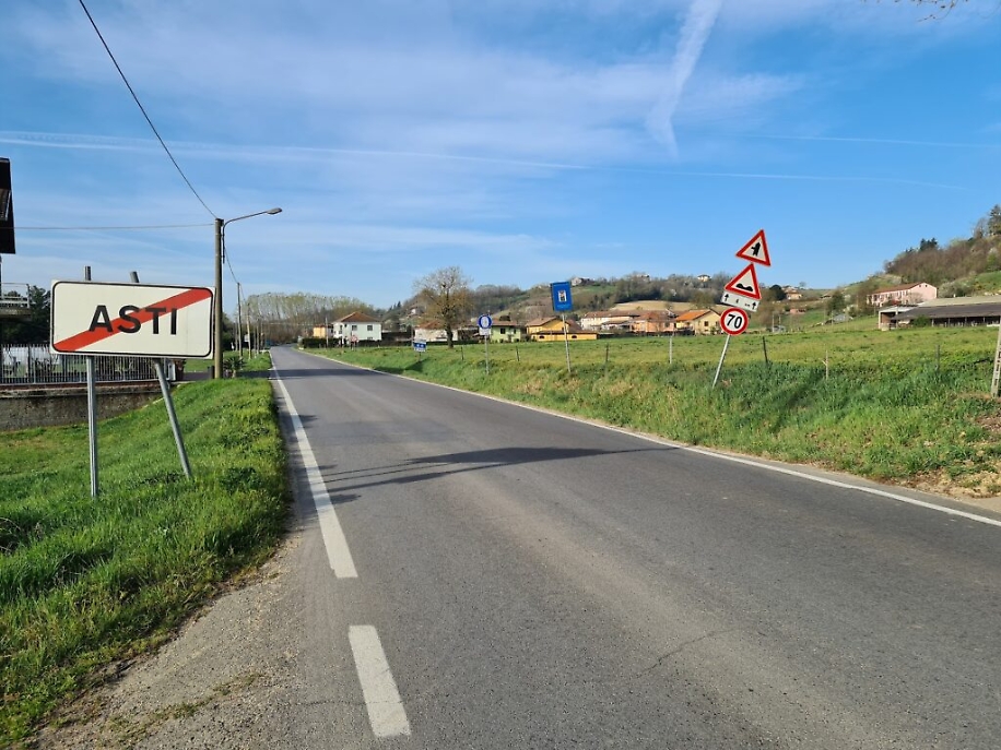 Tracciato giallo, punto dove sorger&agrave; la rotonda con corso Alba