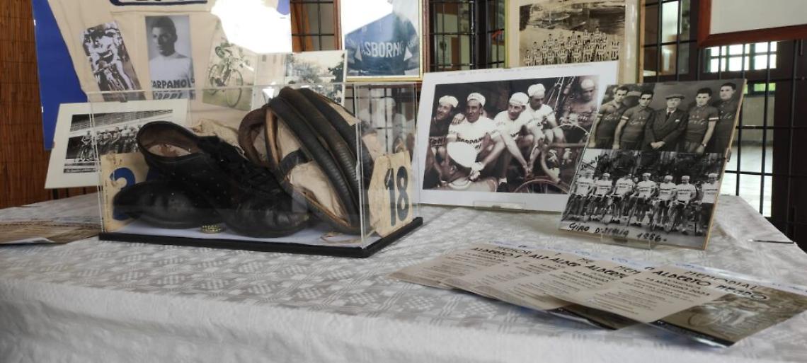 E9D41AB2-6DE5-4112-A9B8-A3C1B1AD1037