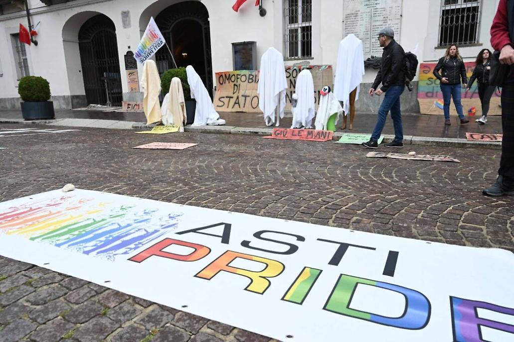 Giornata contro l'omofobia ad Asti12