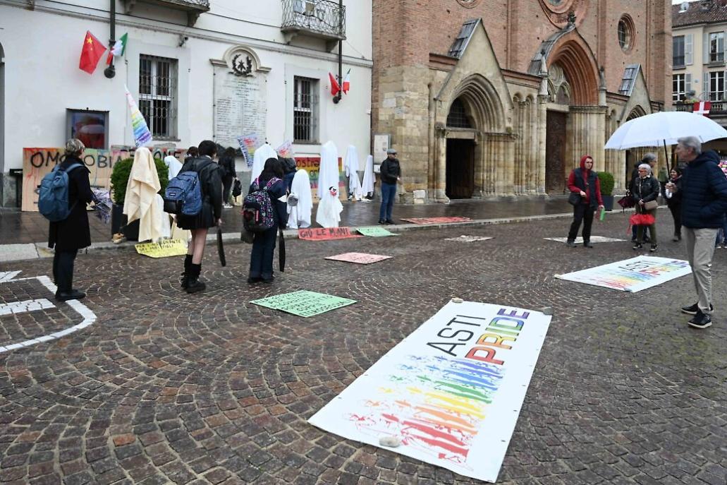 Giornata contro l'omofobia ad Asti5