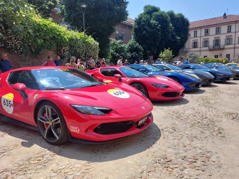 1000 Miglia ad Asti - Raduno delle Ferrari2