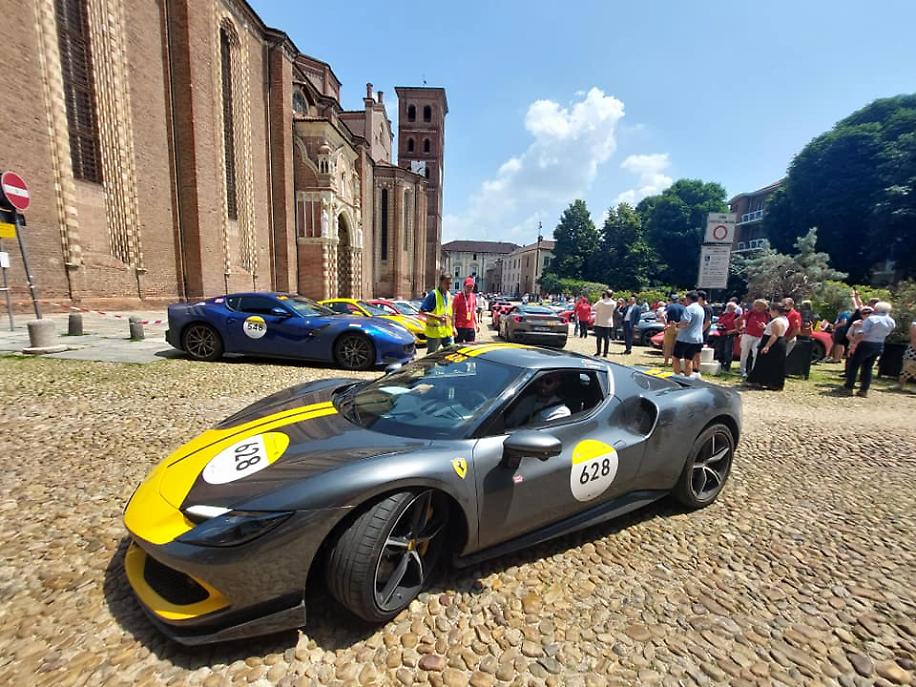 1000 Miglia ad Asti - Raduno delle Ferrari38