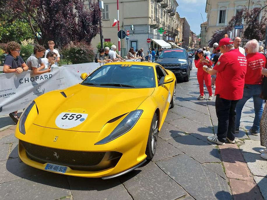 1000 Miglia ad Asti - Raduno delle Ferrari40