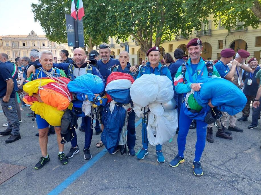 29 Raduno Nazionale dei Paracadutisti ad Asti1