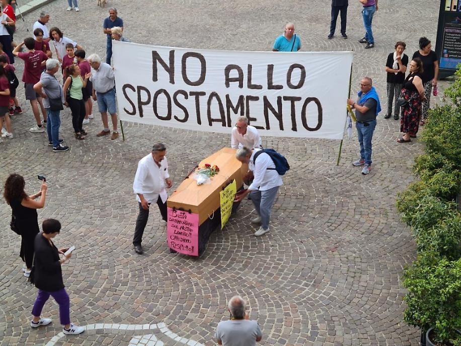 funerale mercato e commissone commercio asti1