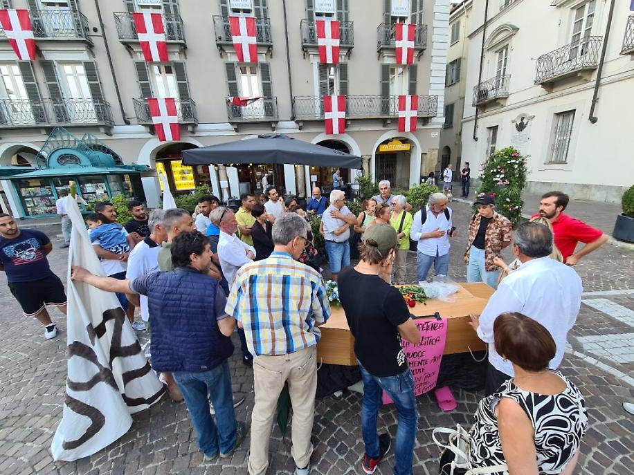 funerale mercato e commissone commercio asti5