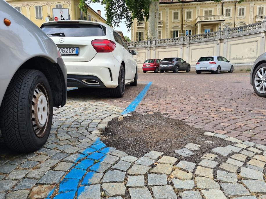 Piazza Cairoli Asti2