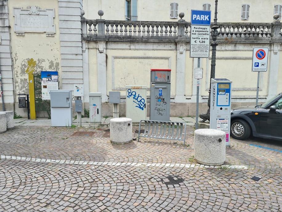 Piazza Cairoli Asti6