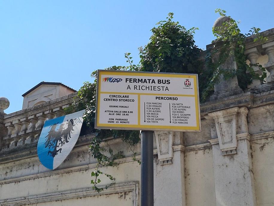 fermata bus circolare centro storico