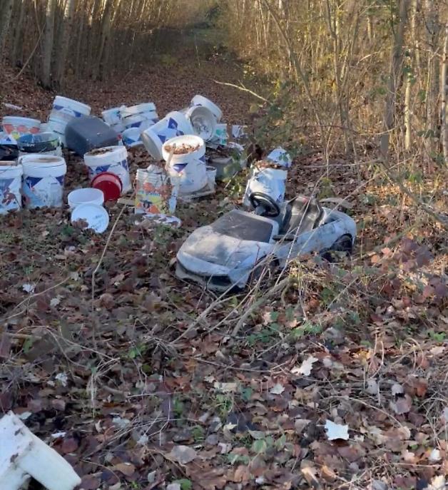 Discarica dietro alla prigione di Asti