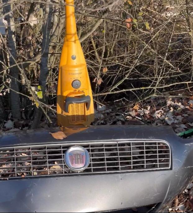 Discarica dietro alla prigione di Asti