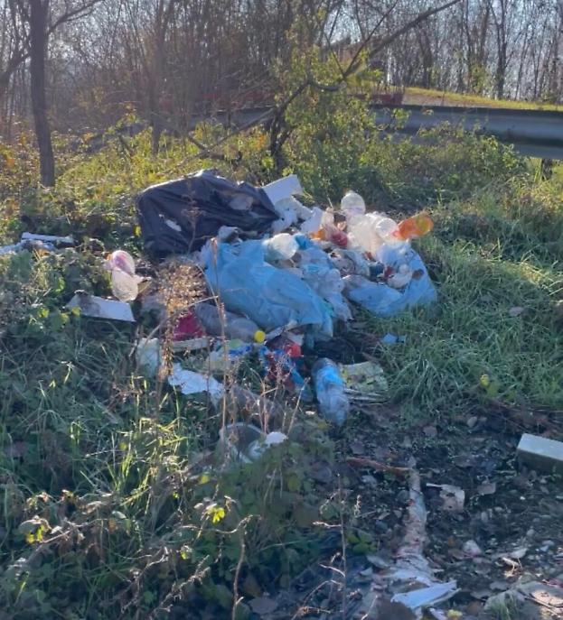 Discarica dietro alla prigione di Asti