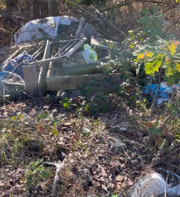 Discarica dietro alla prigione di Asti