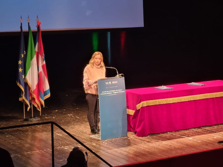 Giorgia Meloni al Teatro Alfieri