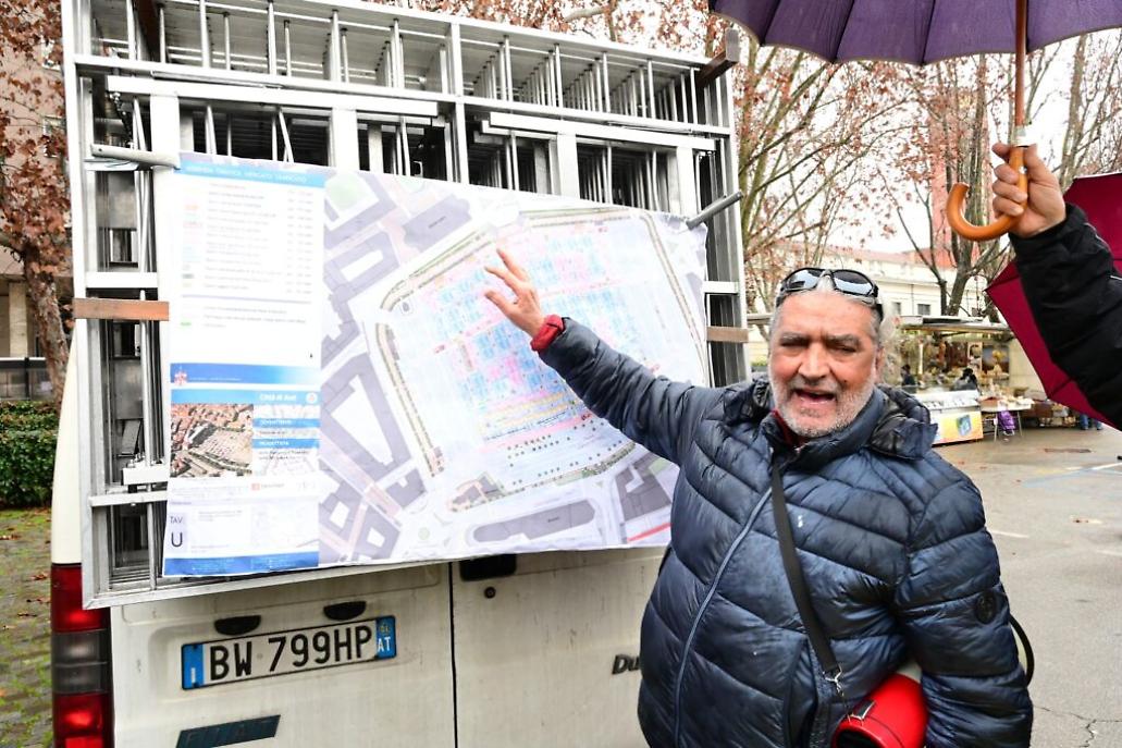 Corteo funebre mercato billi