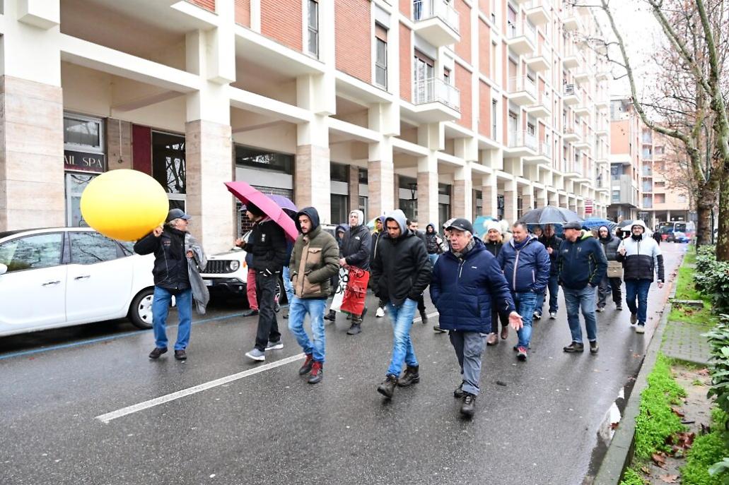 Corteo funebre mercato billi