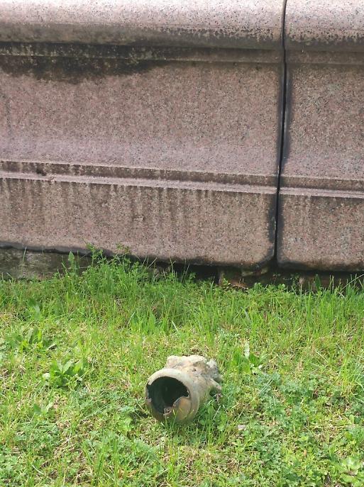 Monumento piazza Roma 1