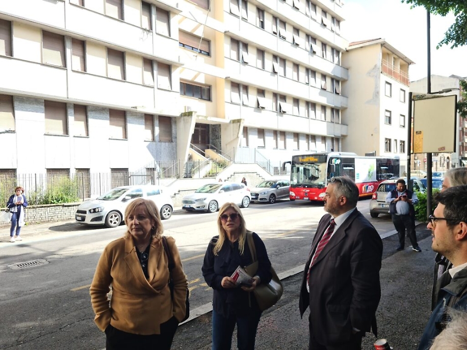 Gianna Pentenero con i candidati per la visita sulla Sanit&agrave;