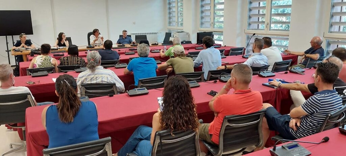 Confronto ambulanti con l'assessore Bovino