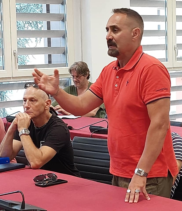Confronto ambulanti con l'assessore Bovino