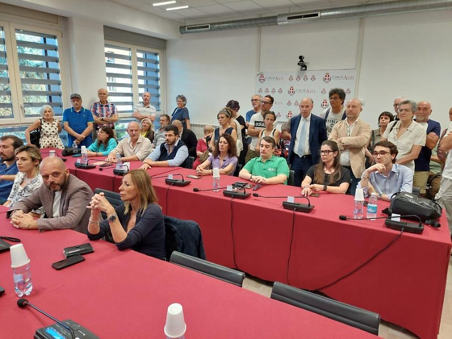 Protesta Tari Palazzo Mandela