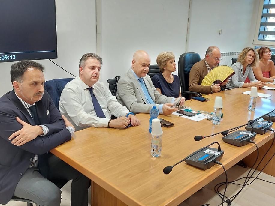 Protesta Tari Palazzo Mandela