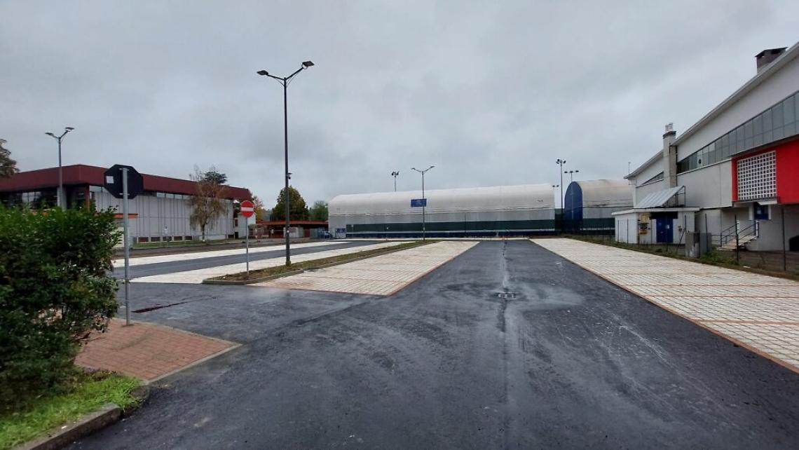 lavori area di sosta via Gerbi piscina