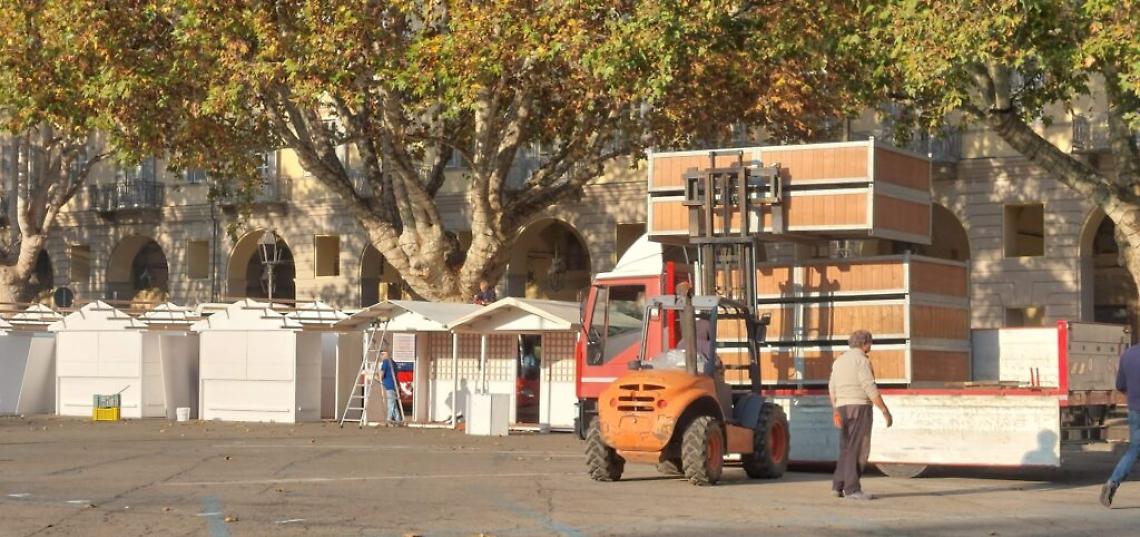 Allestimento Magico Paese di Natale ad Asti